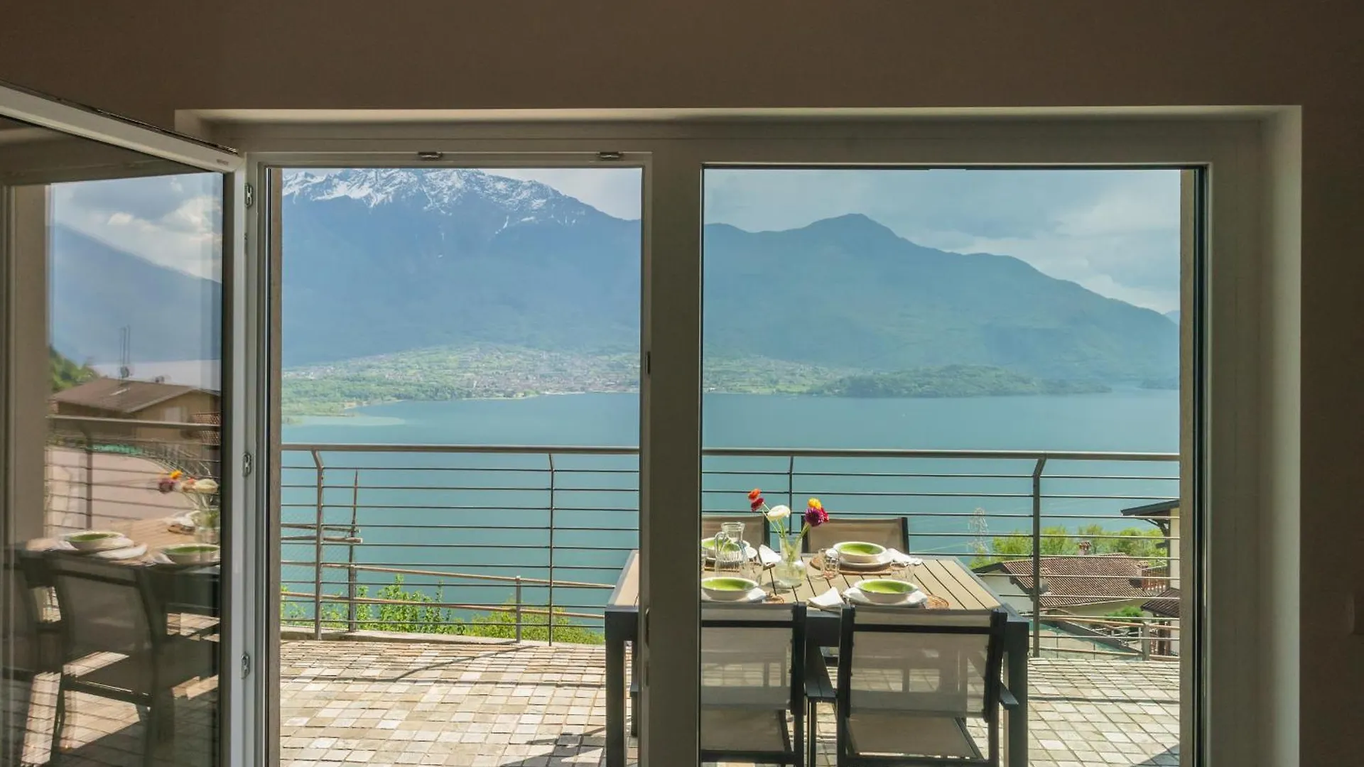 Blooms By The Lake By Rent All Como Gera Lario Olaszország