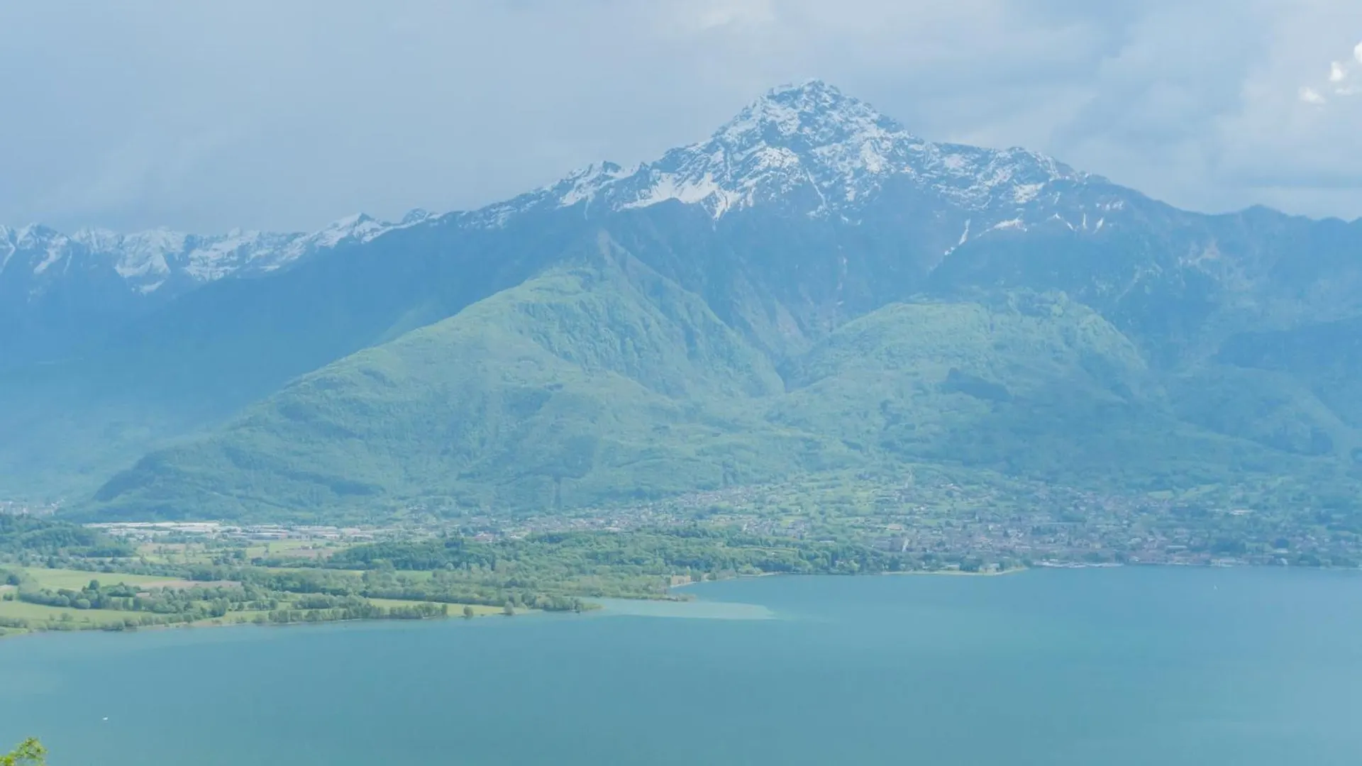 Apartman Blooms By The Lake By Rent All Como Gera Lario Olaszország